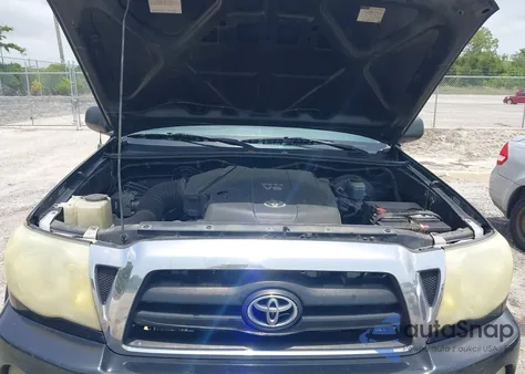 2006 Toyota Tacoma Prerunner V6 from USA, damaged, VIN 3TMJU62NX6M026499